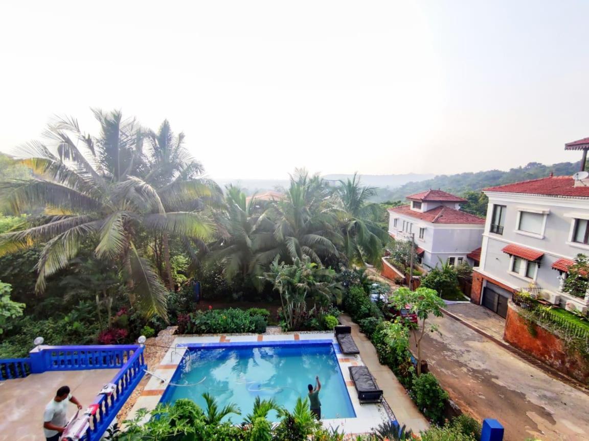 Amazing Hilltop 4 Bhk Villa With Private Pool Near كاندولِم المظهر الخارجي الصورة