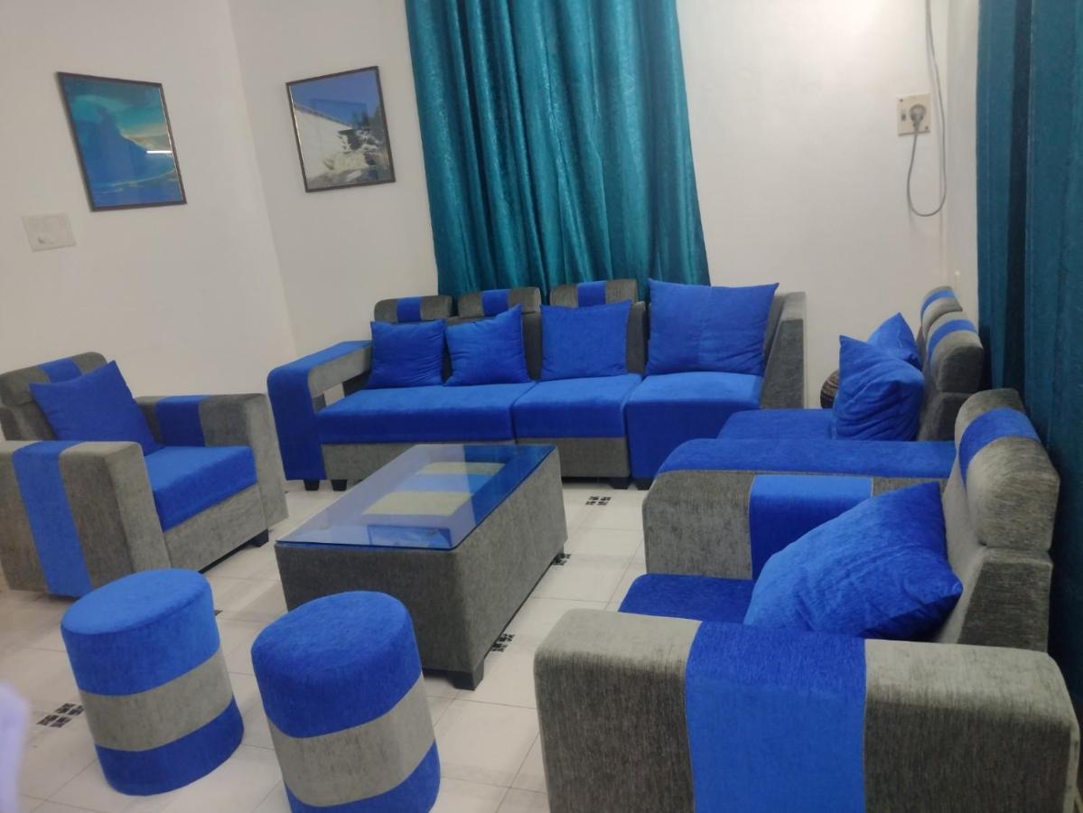 Amazing Hilltop 4 Bhk Villa With Private Pool Near كاندولِم المظهر الخارجي الصورة